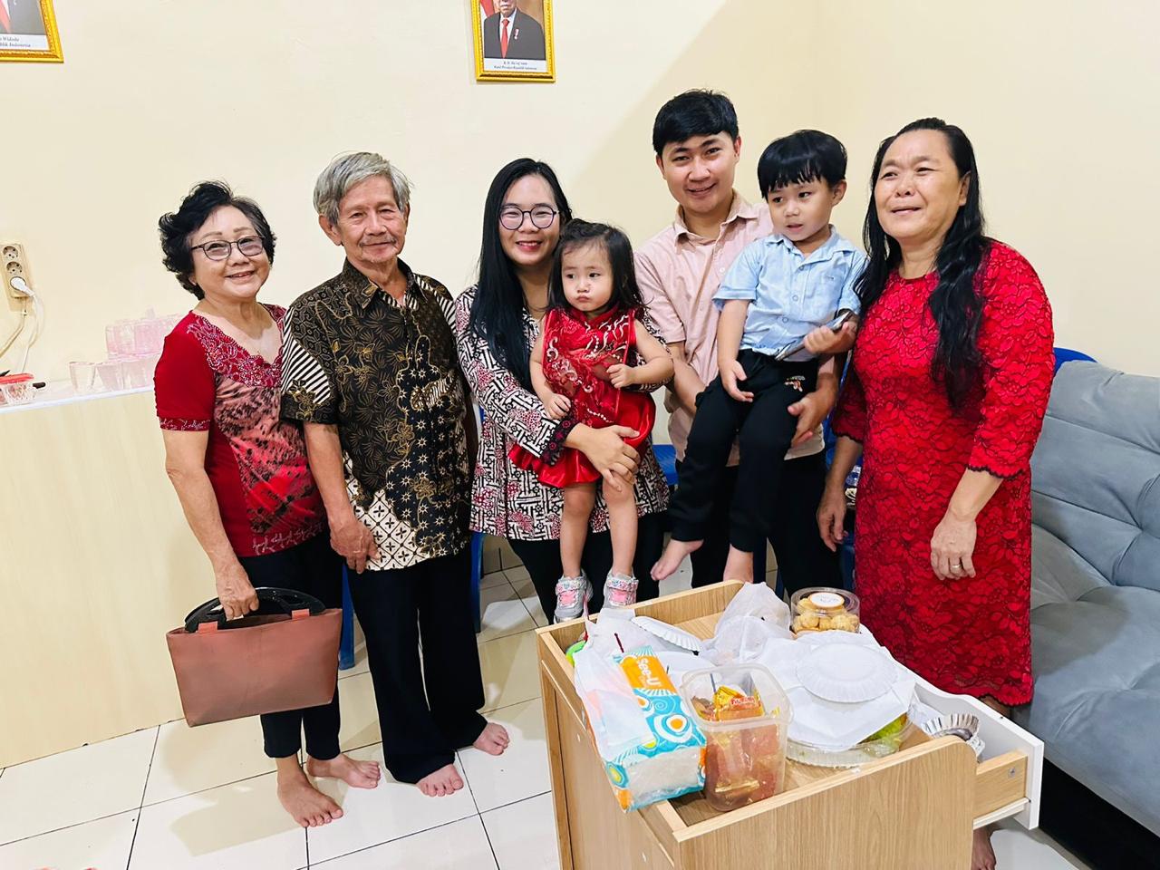 Peresmian Kantor Pertama
